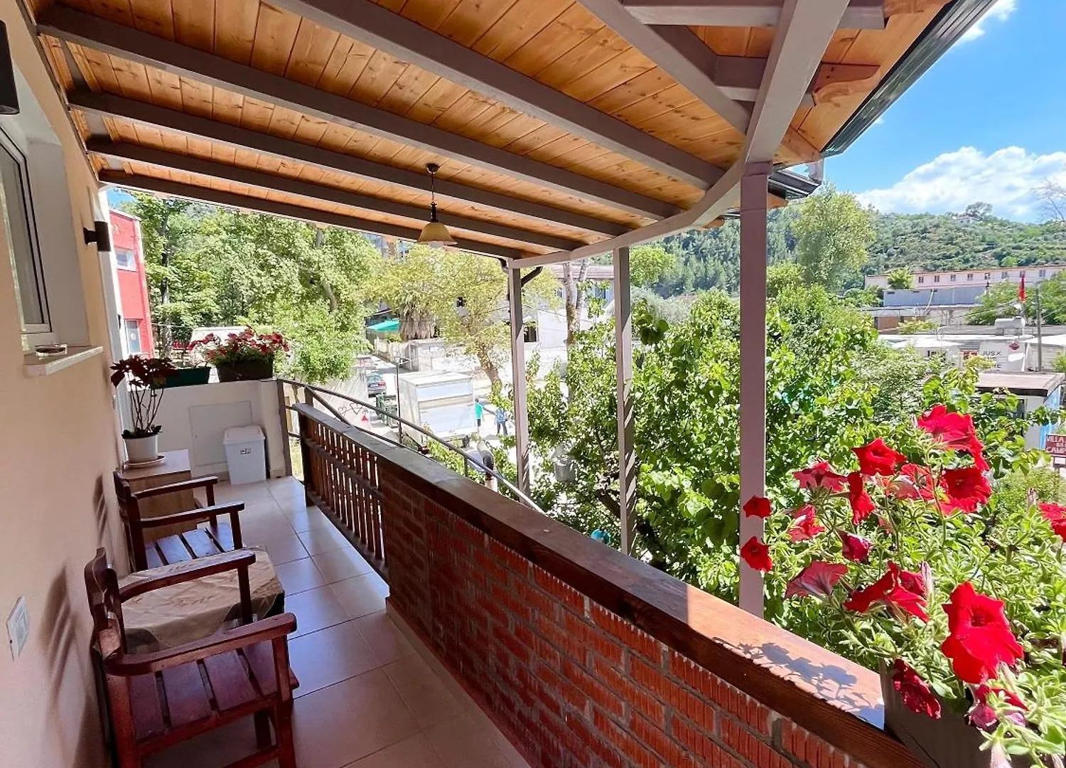 The Parkside Villa Apartment II Berat 0*,